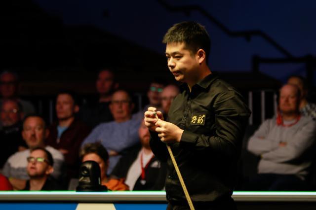 开云app官网-庞俊旭拒绝逆转给奥沙利文上课 继续冲排名赛桂冠