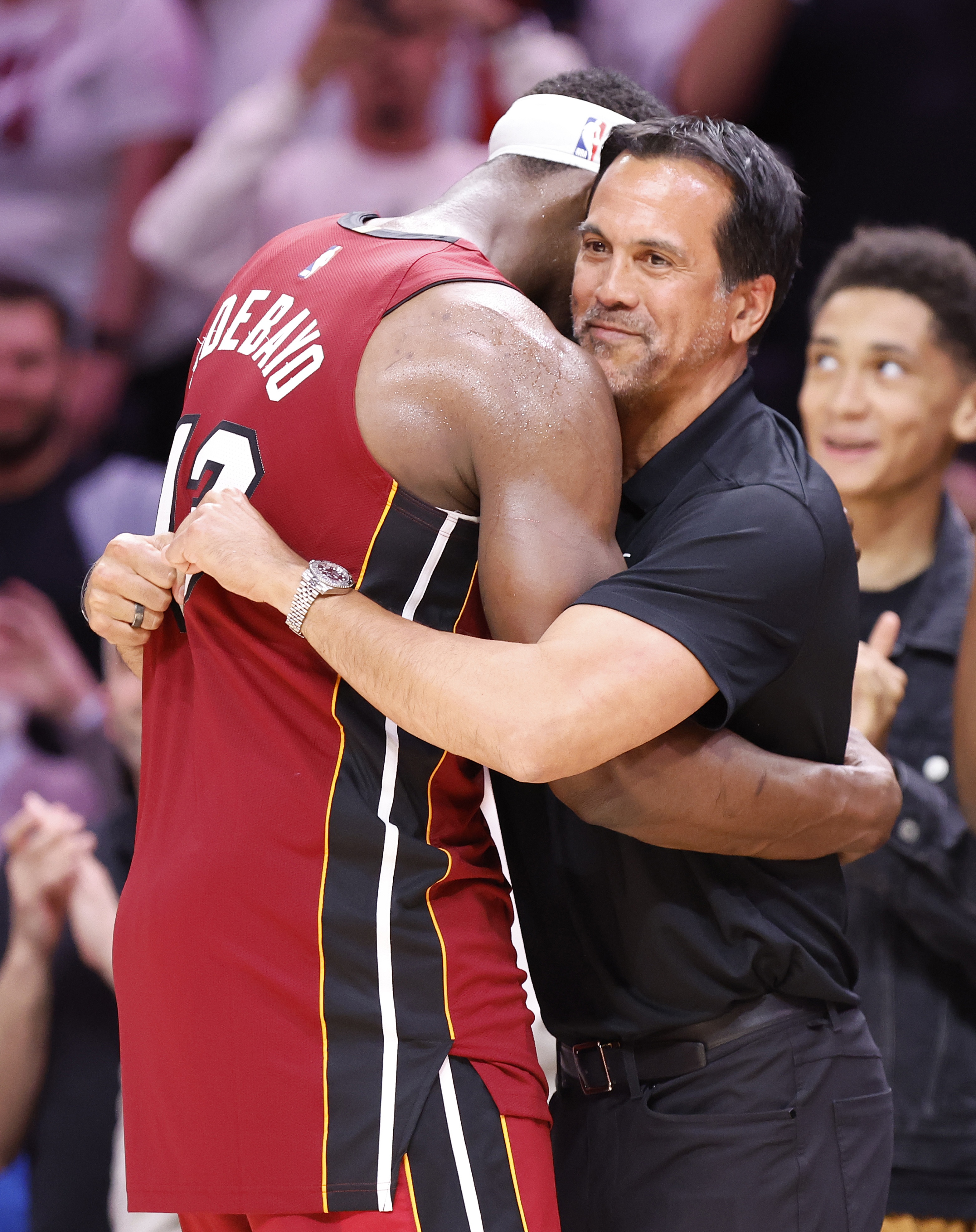 开云网址-阿里纳斯：若阿德巴约79分时被换下 他整个生涯都会遗憾&amp;怨恨教练